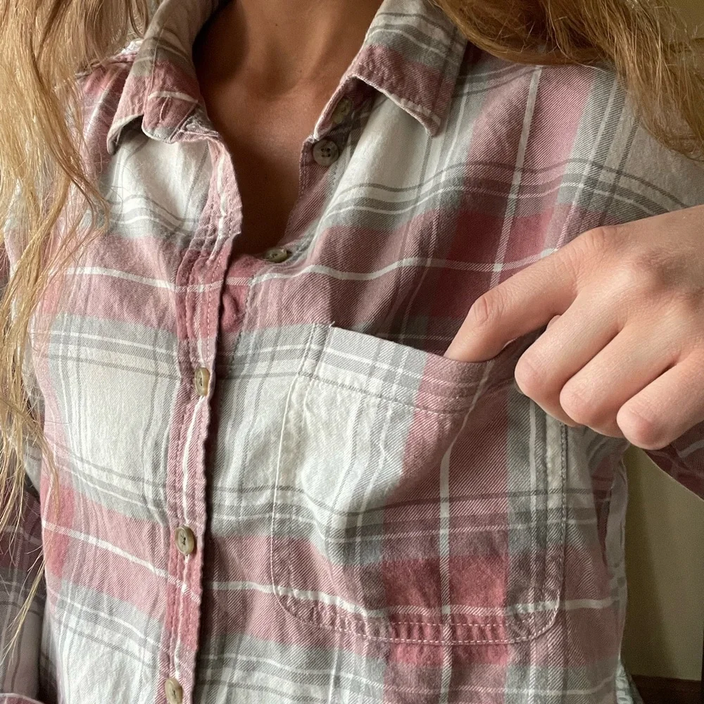 American Eagle cropped tiger plaid button down - Picture 5 of 16
